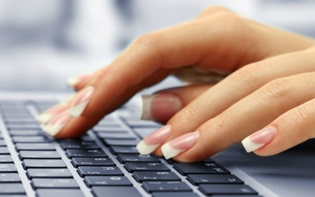 محتوای شمارو باسرعت و دقت بالا تایپ کنم