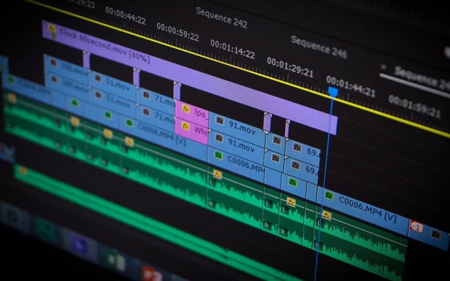 ویدیو و فیلم کوتاه برای شما تدوین کنم.